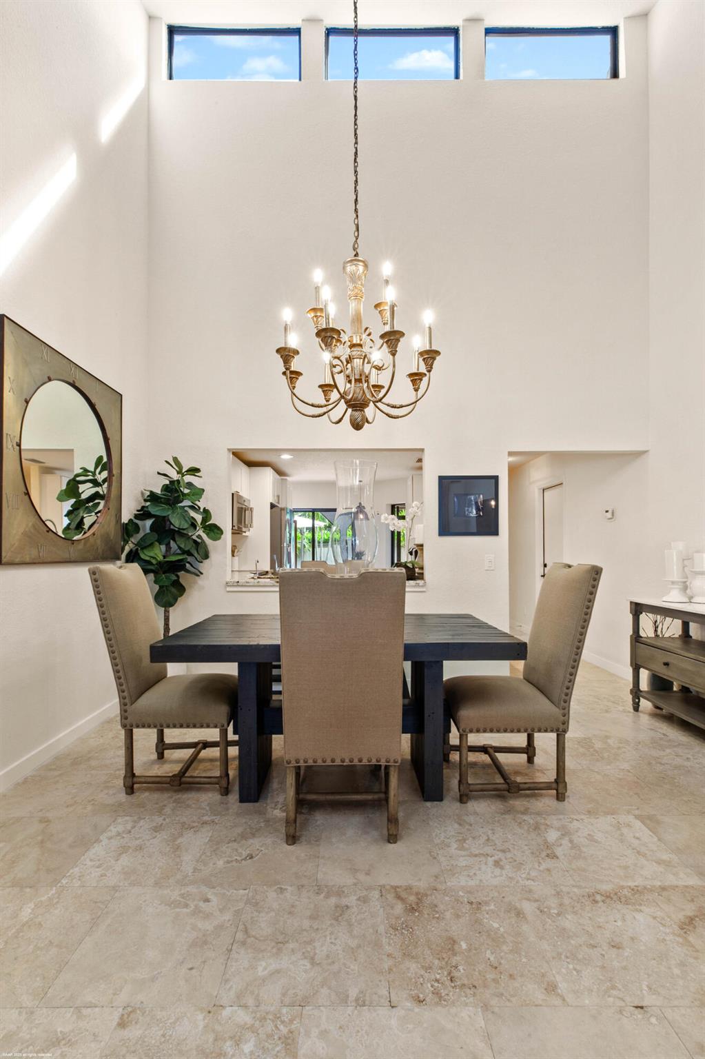 BEDFORD MEWS AT WELLINGTO - Residential Lease