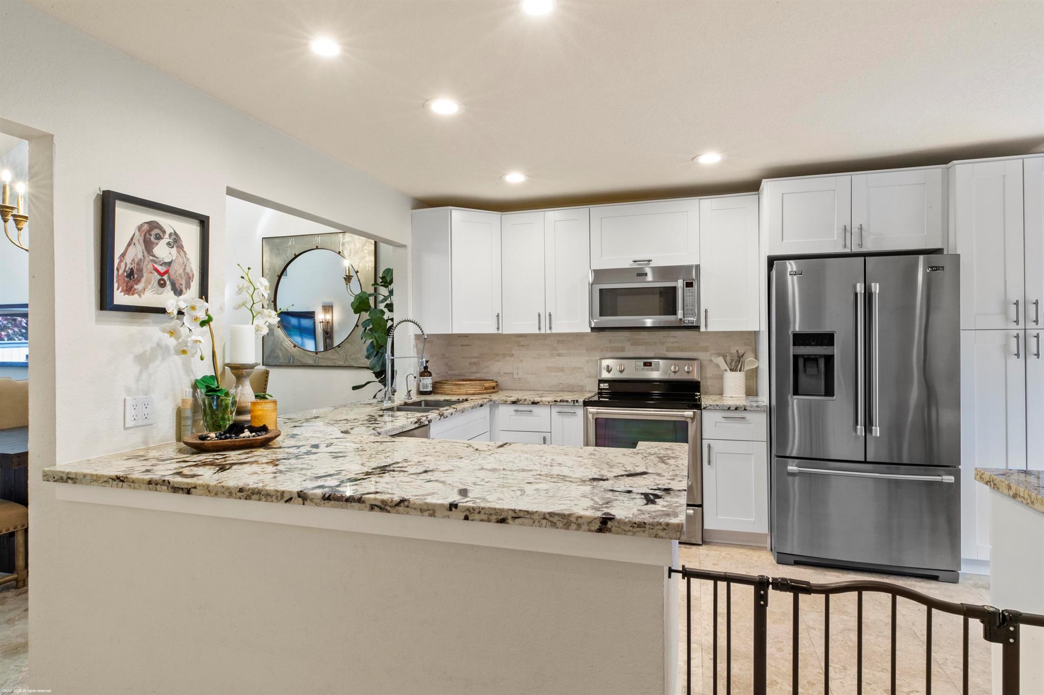 BEDFORD MEWS AT WELLINGTO - Residential Lease