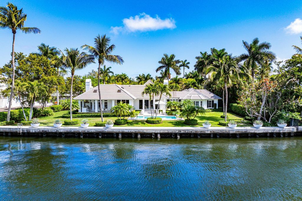 Photo of 3300 Polo Dr, Gulf Stream, FL 33483 (MLS # B26000153)