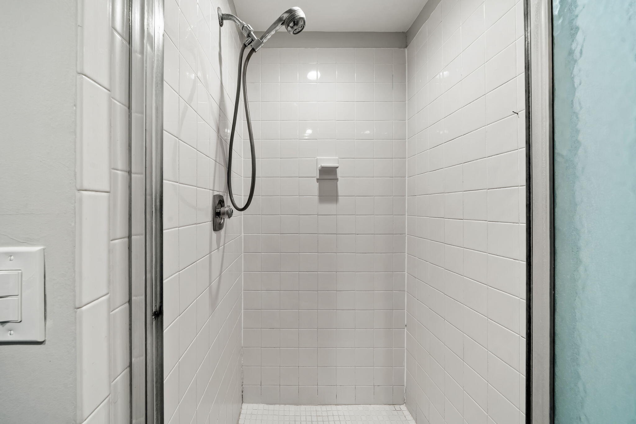 KINGS POINT FLANDERS CONDOS - Residential