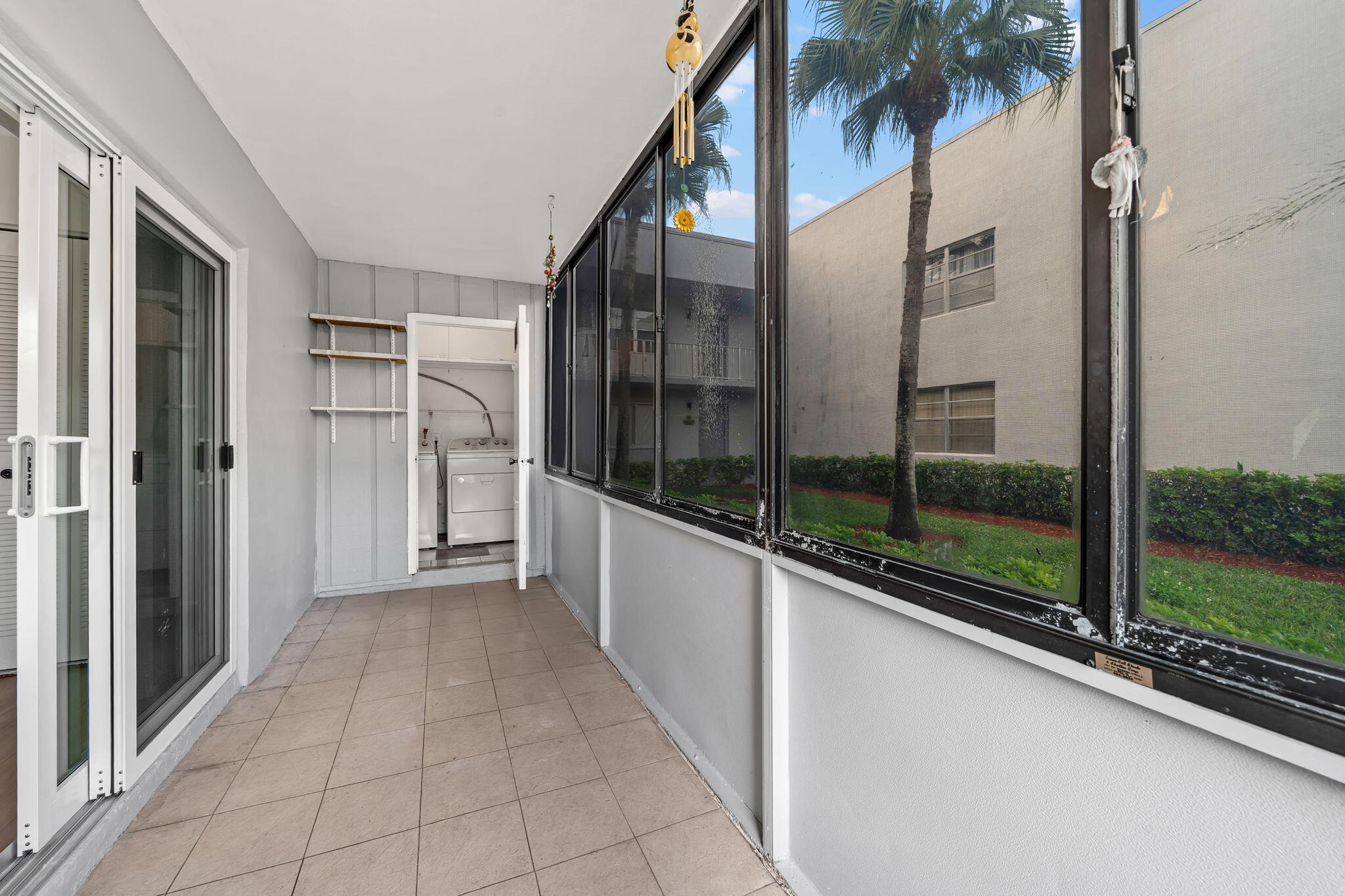 KINGS POINT FLANDERS CONDOS - Residential