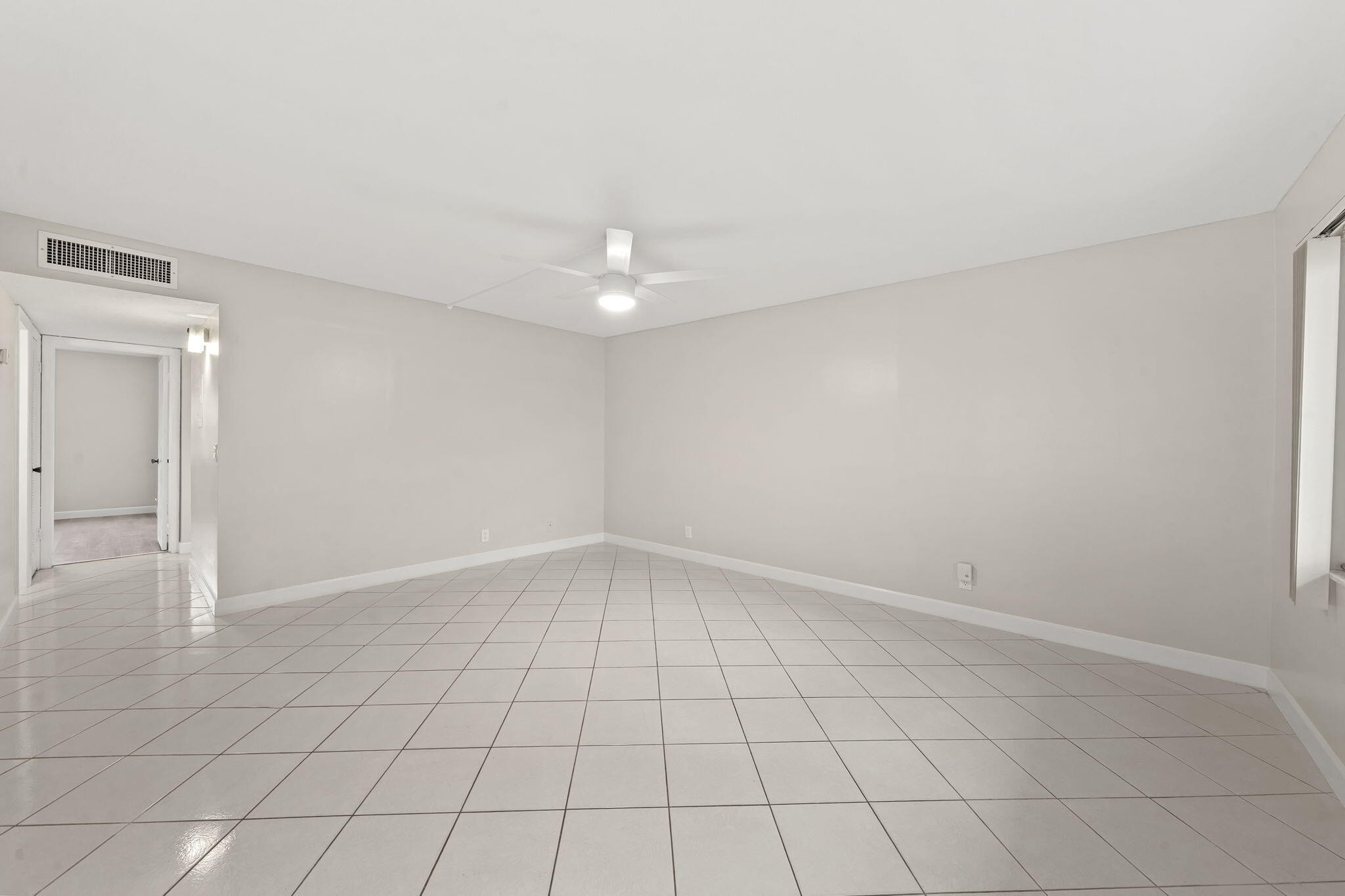 KINGS POINT FLANDERS CONDOS - Residential