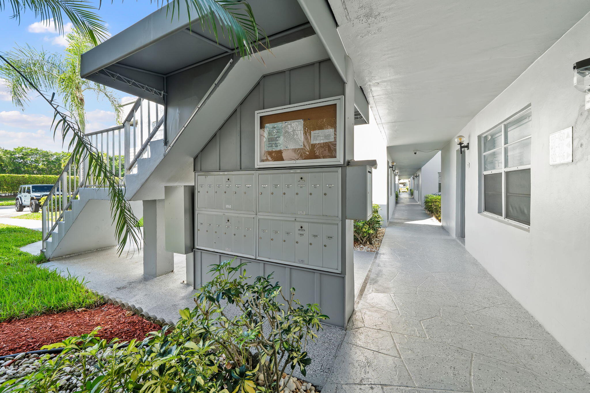 KINGS POINT FLANDERS CONDOS - Residential