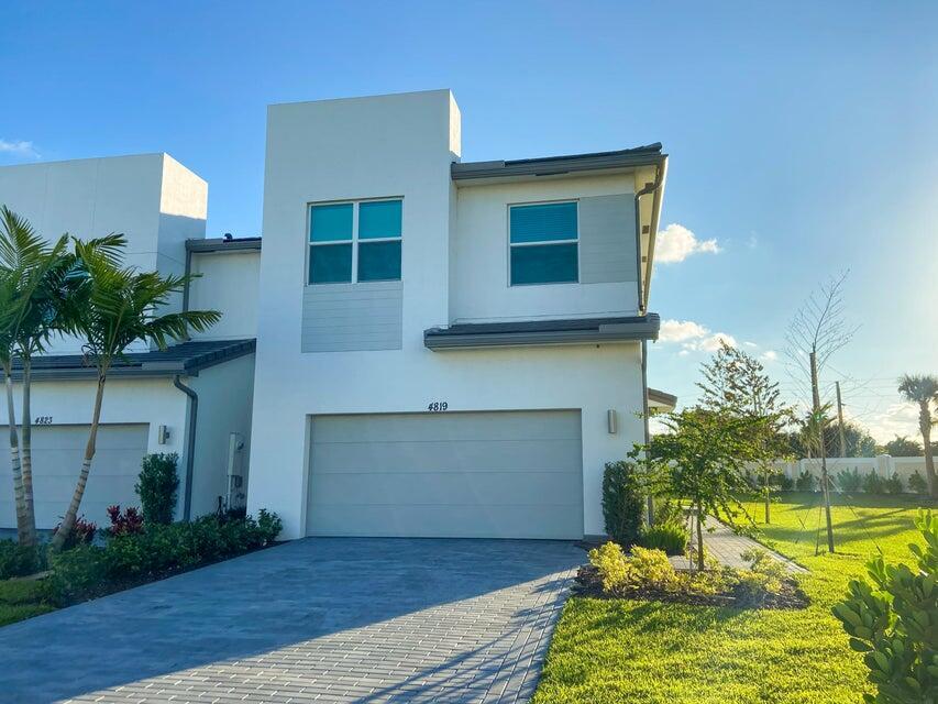 4819 Navali Drive