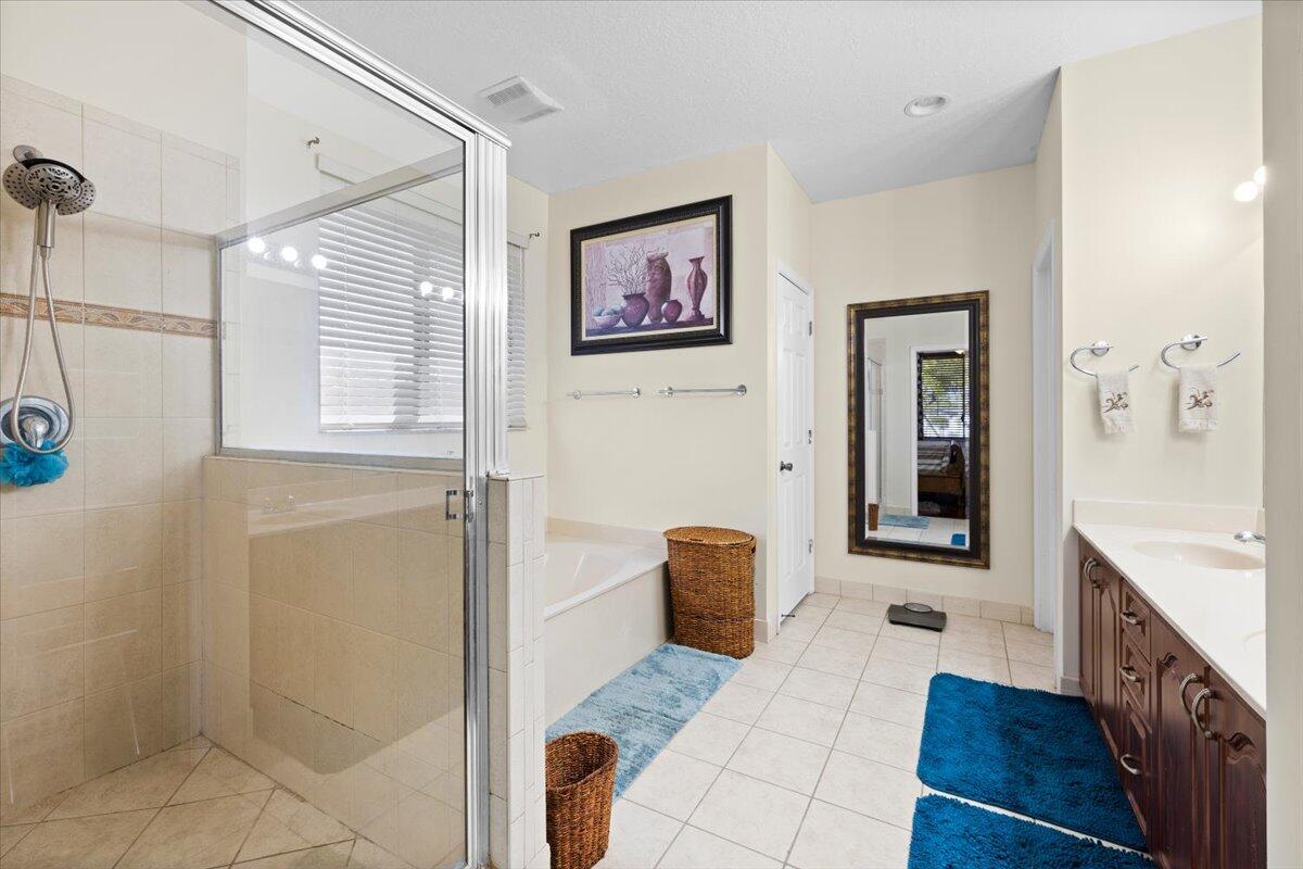 BLACK CREEK HOMES - Residential