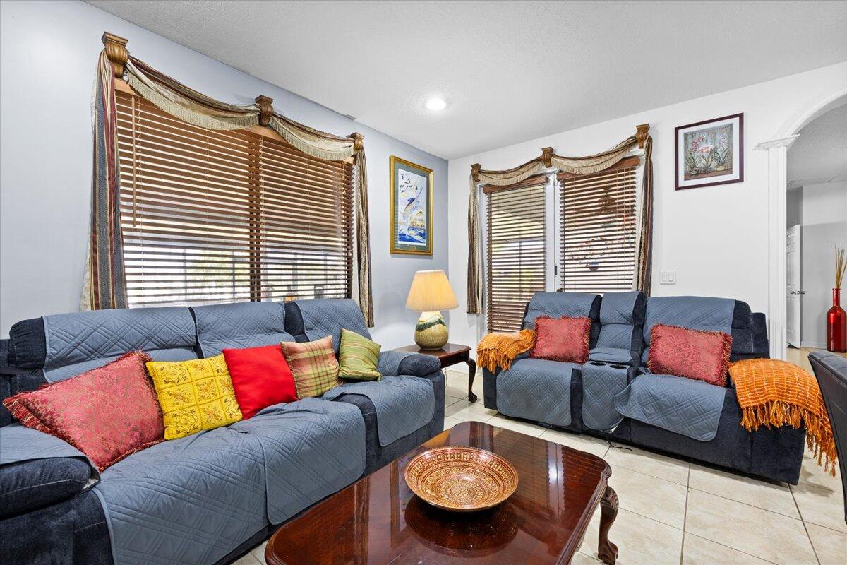 BLACK CREEK HOMES - Residential