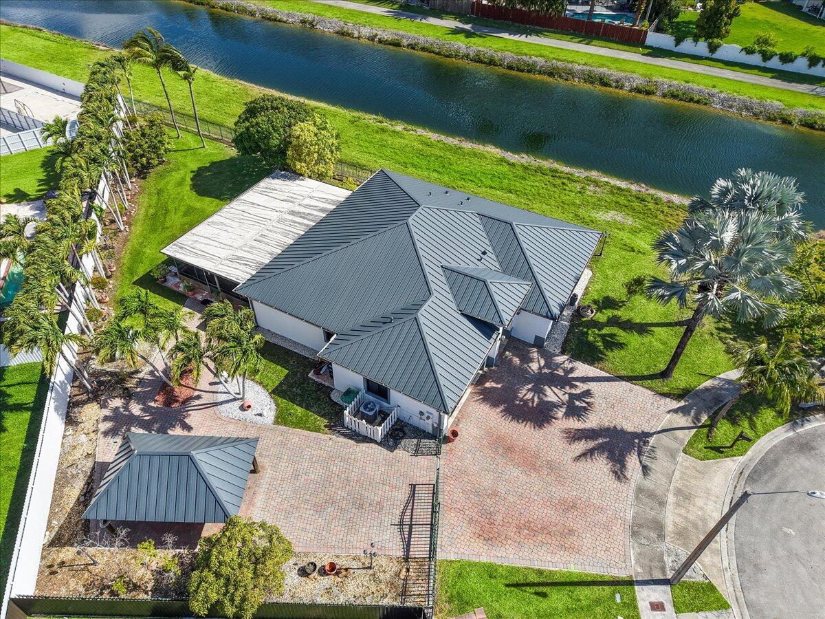 BLACK CREEK HOMES - Residential