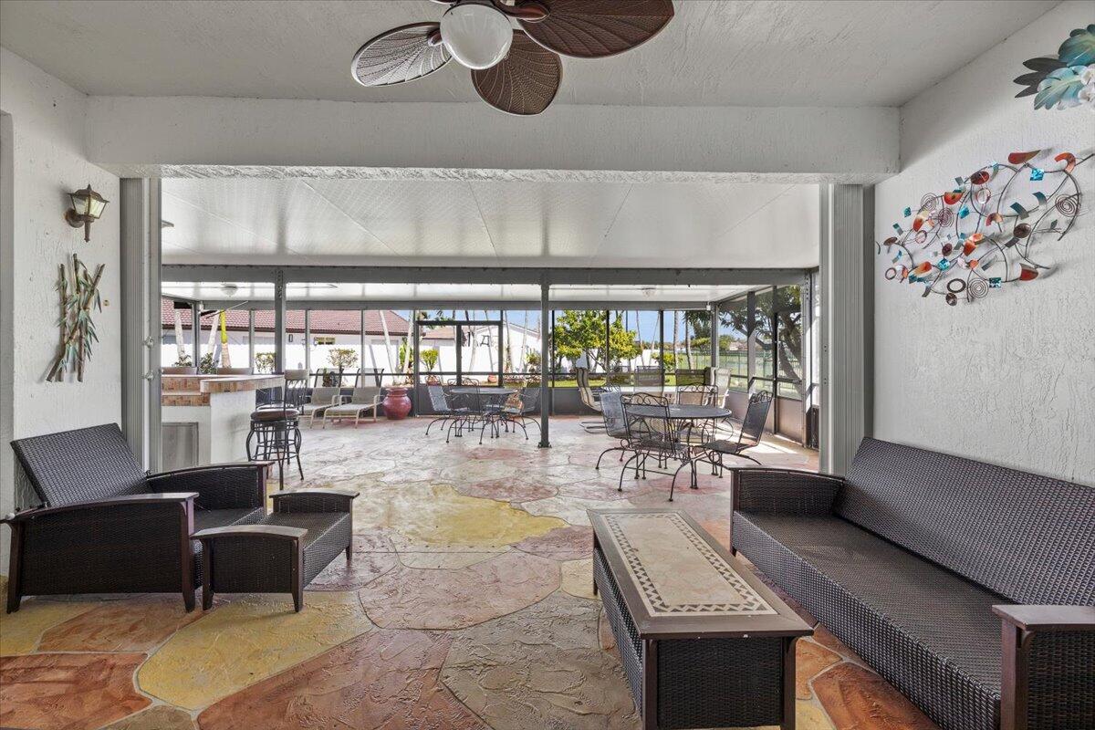 BLACK CREEK HOMES - Residential