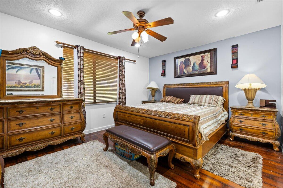 BLACK CREEK HOMES - Residential