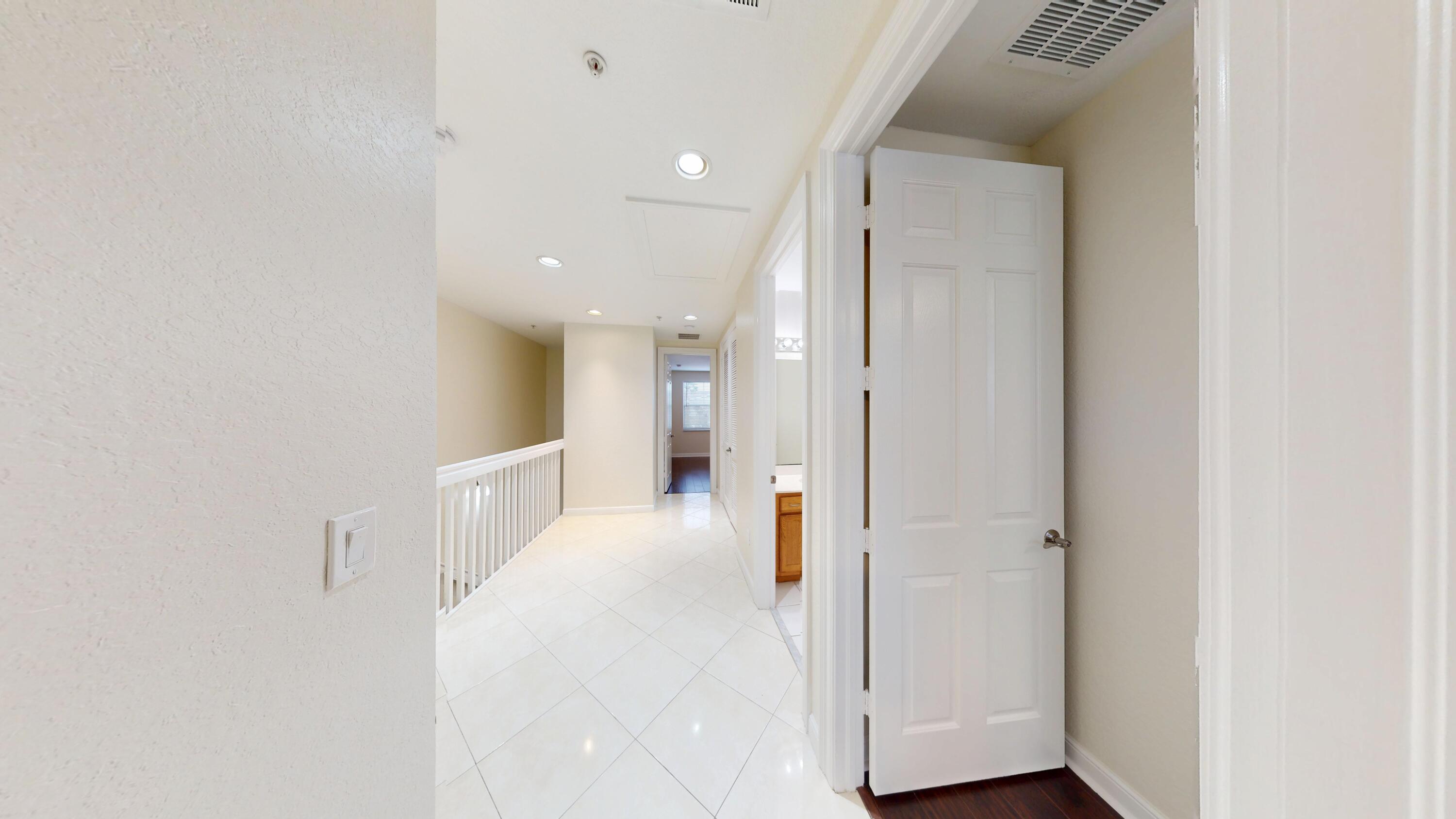 CITYSIDE CONDO - Residential Lease