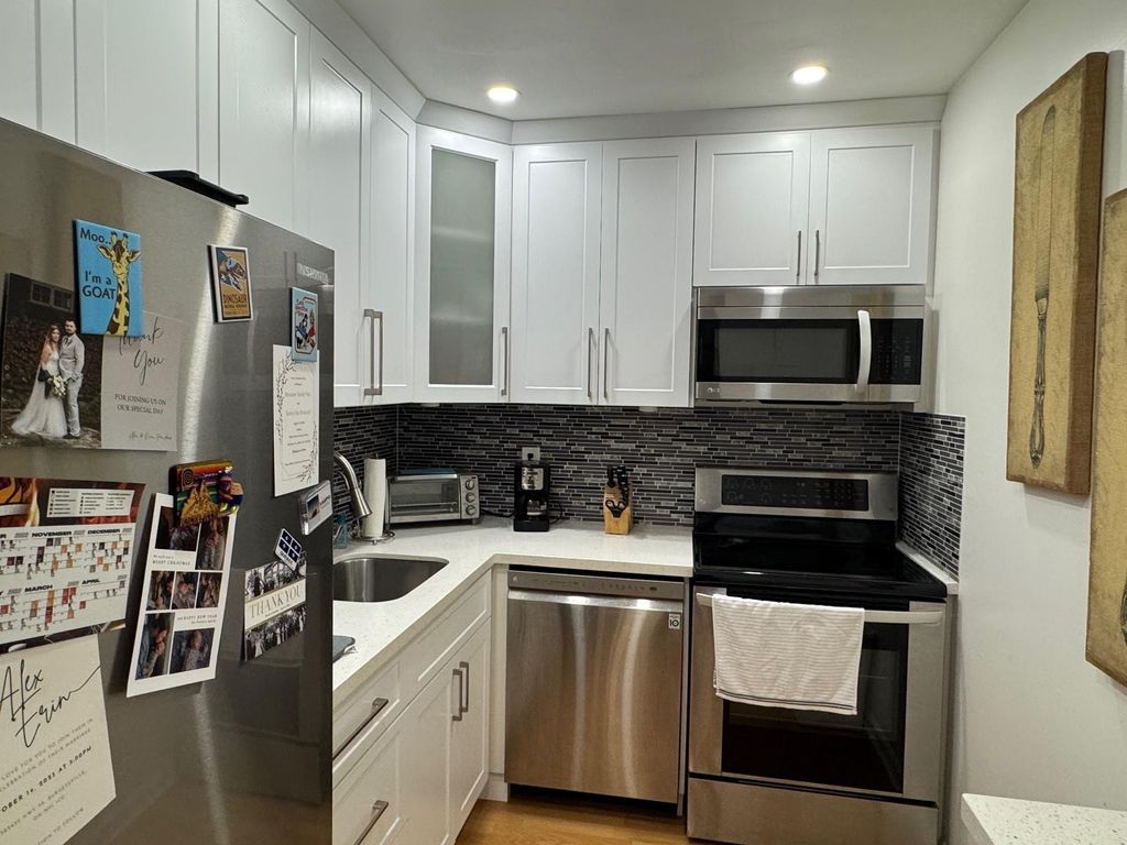 Photo of 5840 NE 22nd Way #705, Fort Lauderdale, FL 33308 (MLS # F10554930)