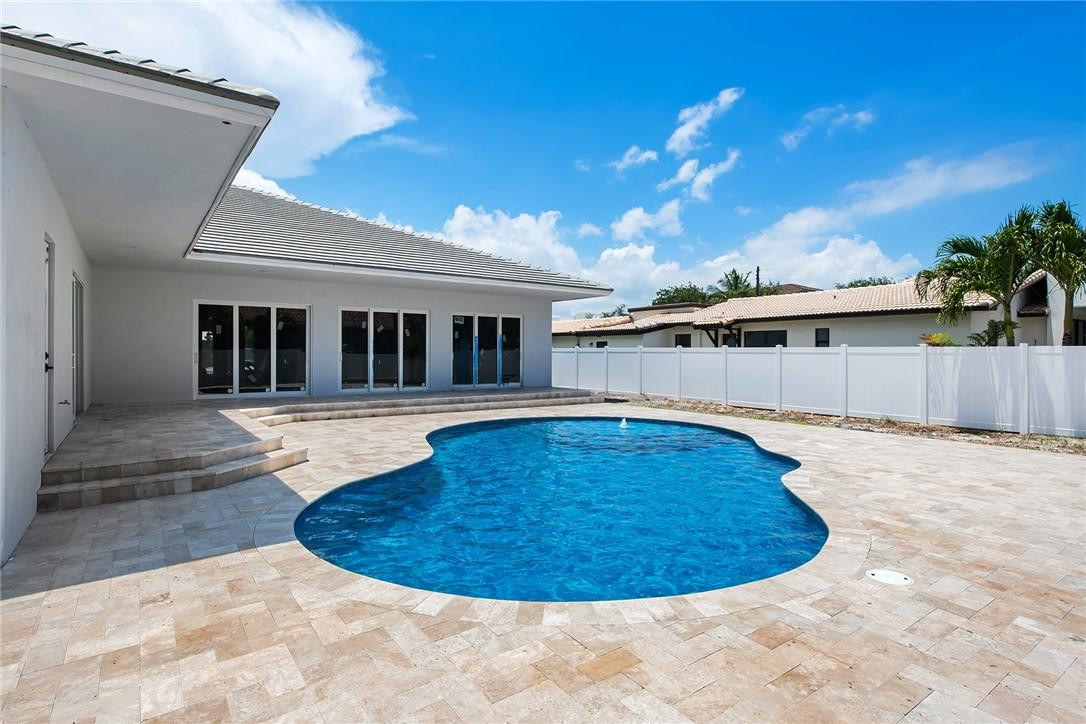 Coral Ridge 21-50 B - Residential