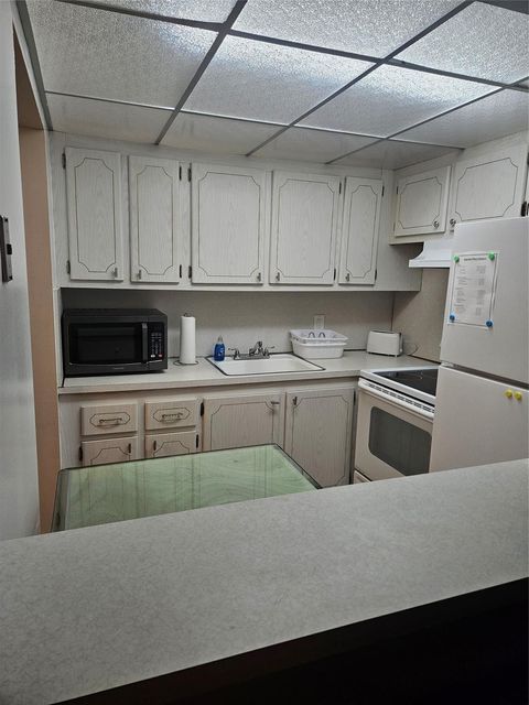 Tiny photo for 82 Tilford D #82, Deerfield Beach, FL 33442 (MLS # B26014274)
