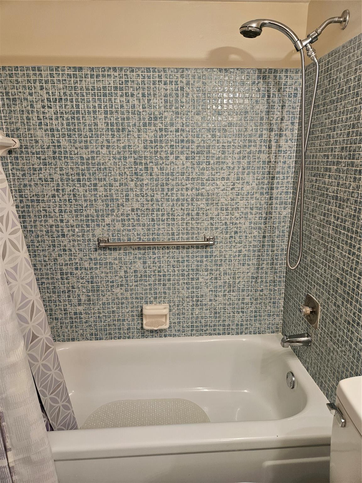 TILFORD D CONDO - Residential