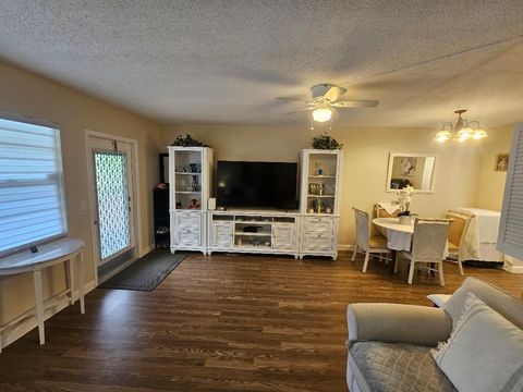 Tiny photo for 82 Tilford D #82, Deerfield Beach, FL 33442 (MLS # B26014274)