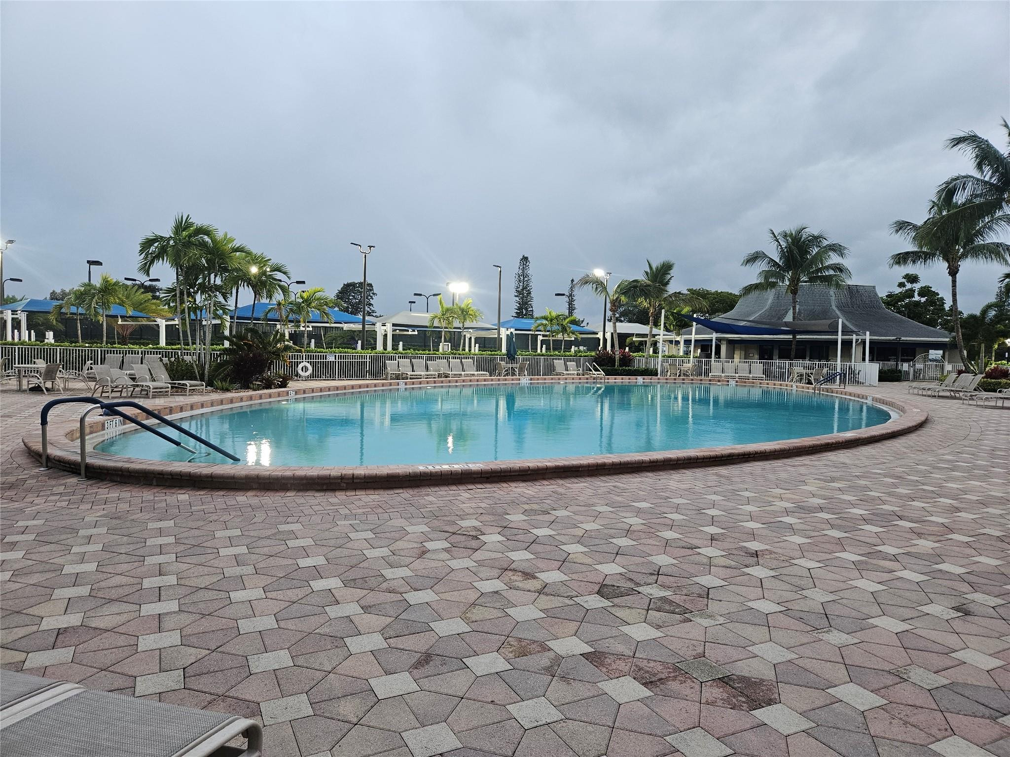 TILFORD D CONDO - Residential