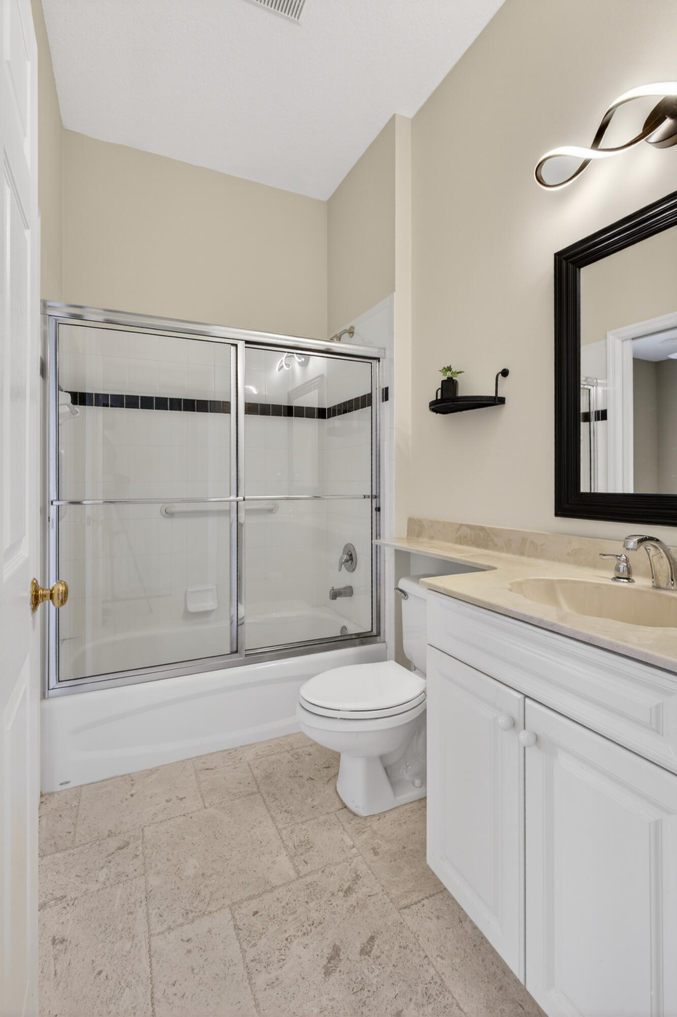 MONARCH - Residential