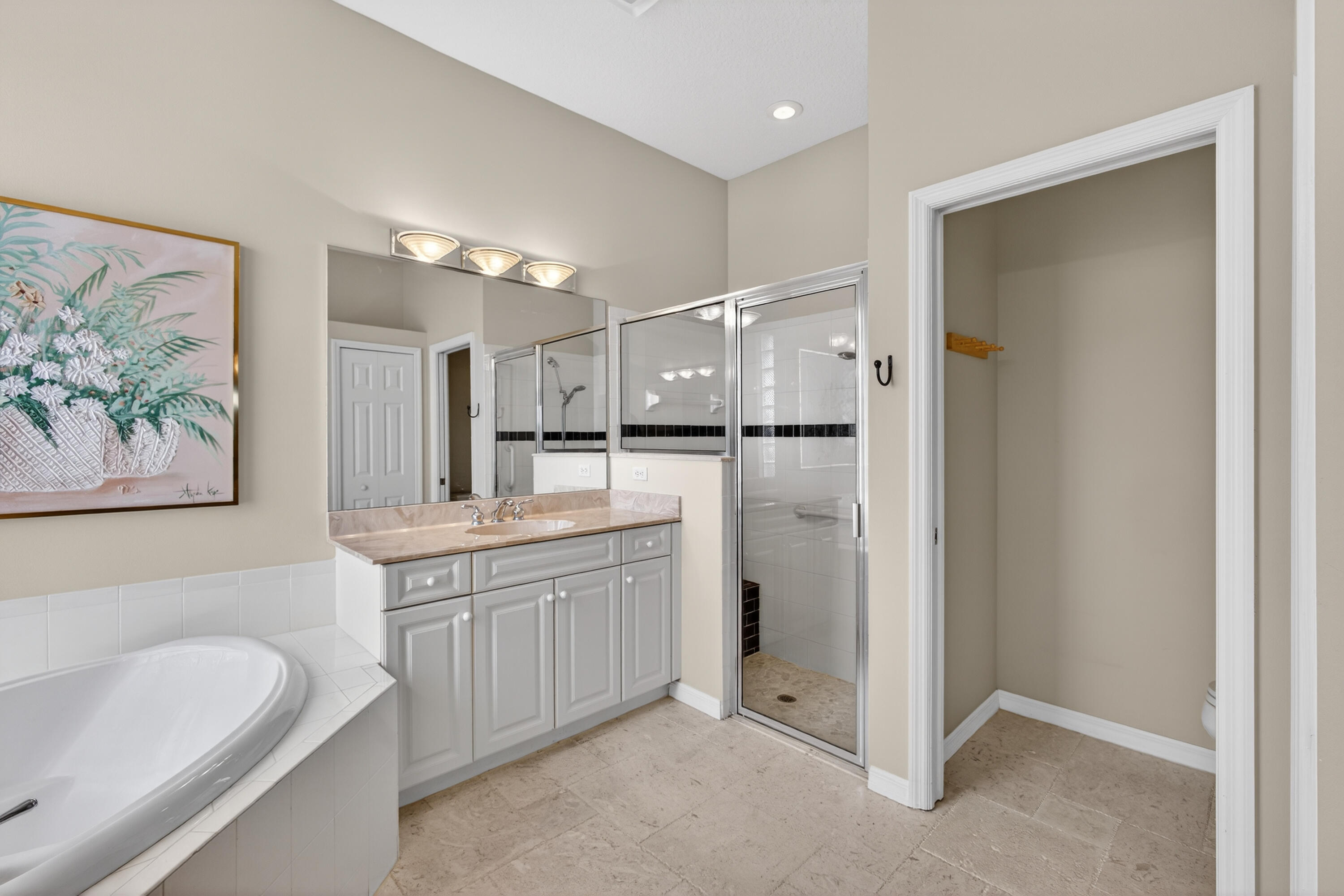 MONARCH - Residential