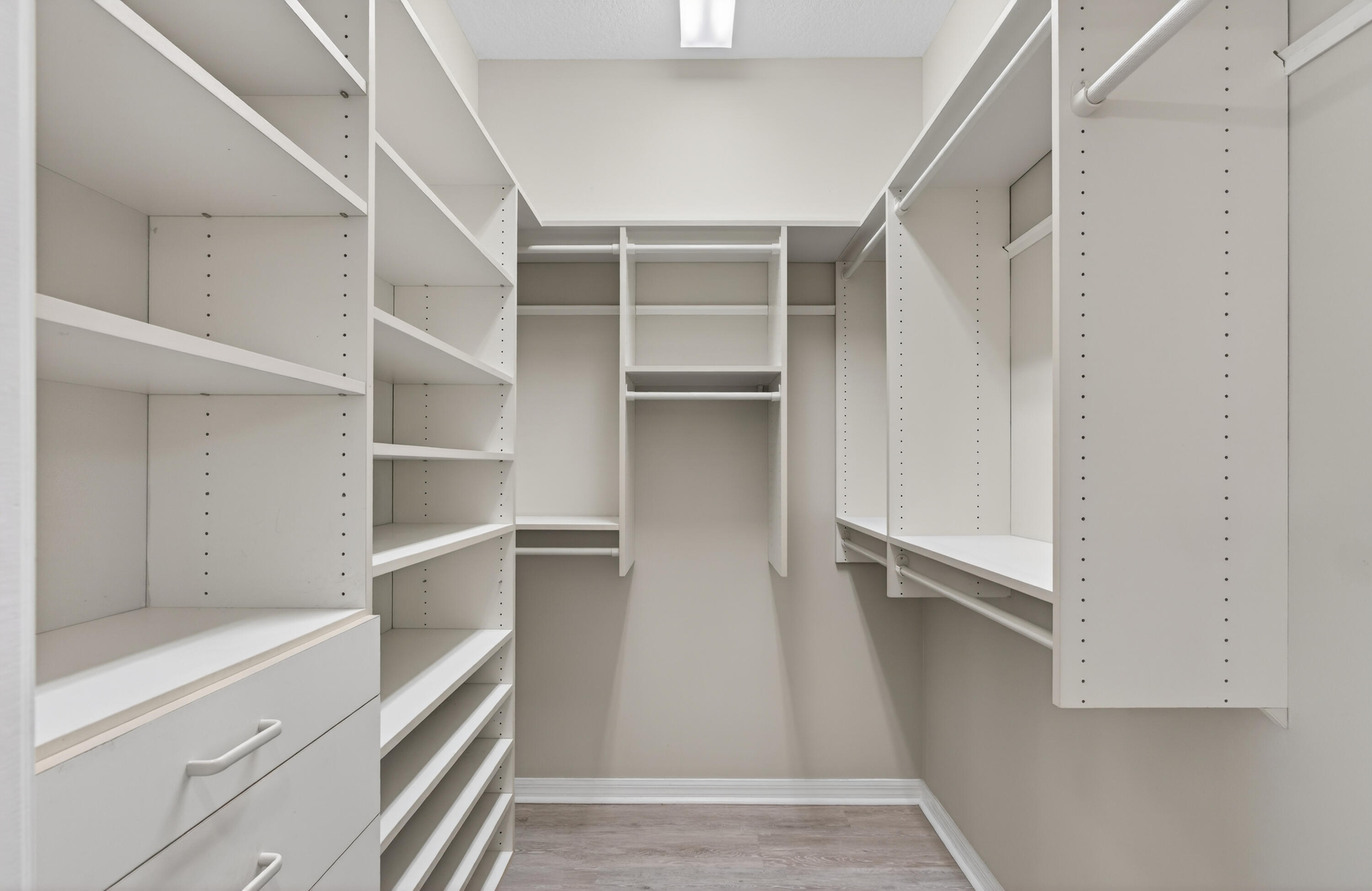 MONARCH - Residential