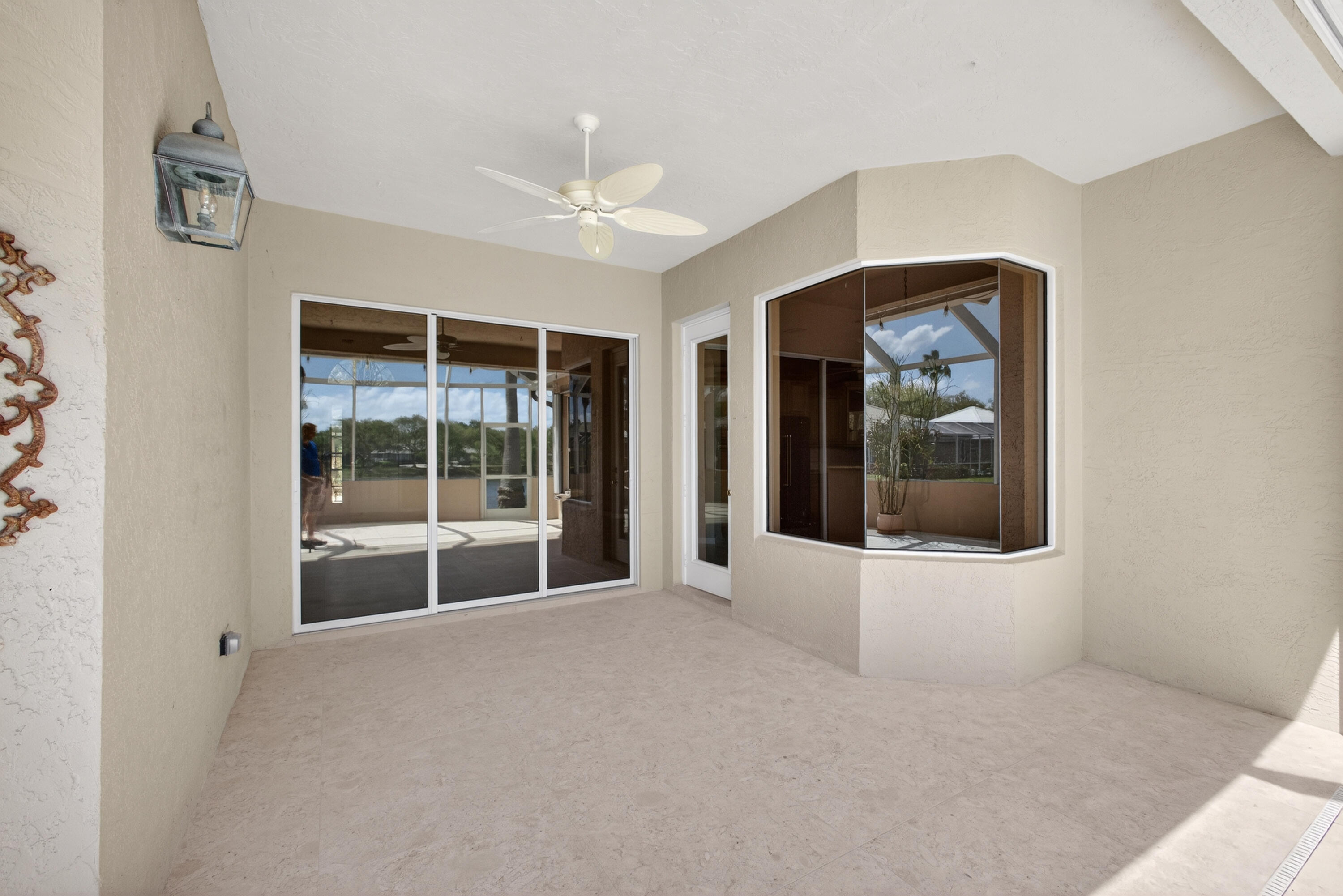 MONARCH - Residential