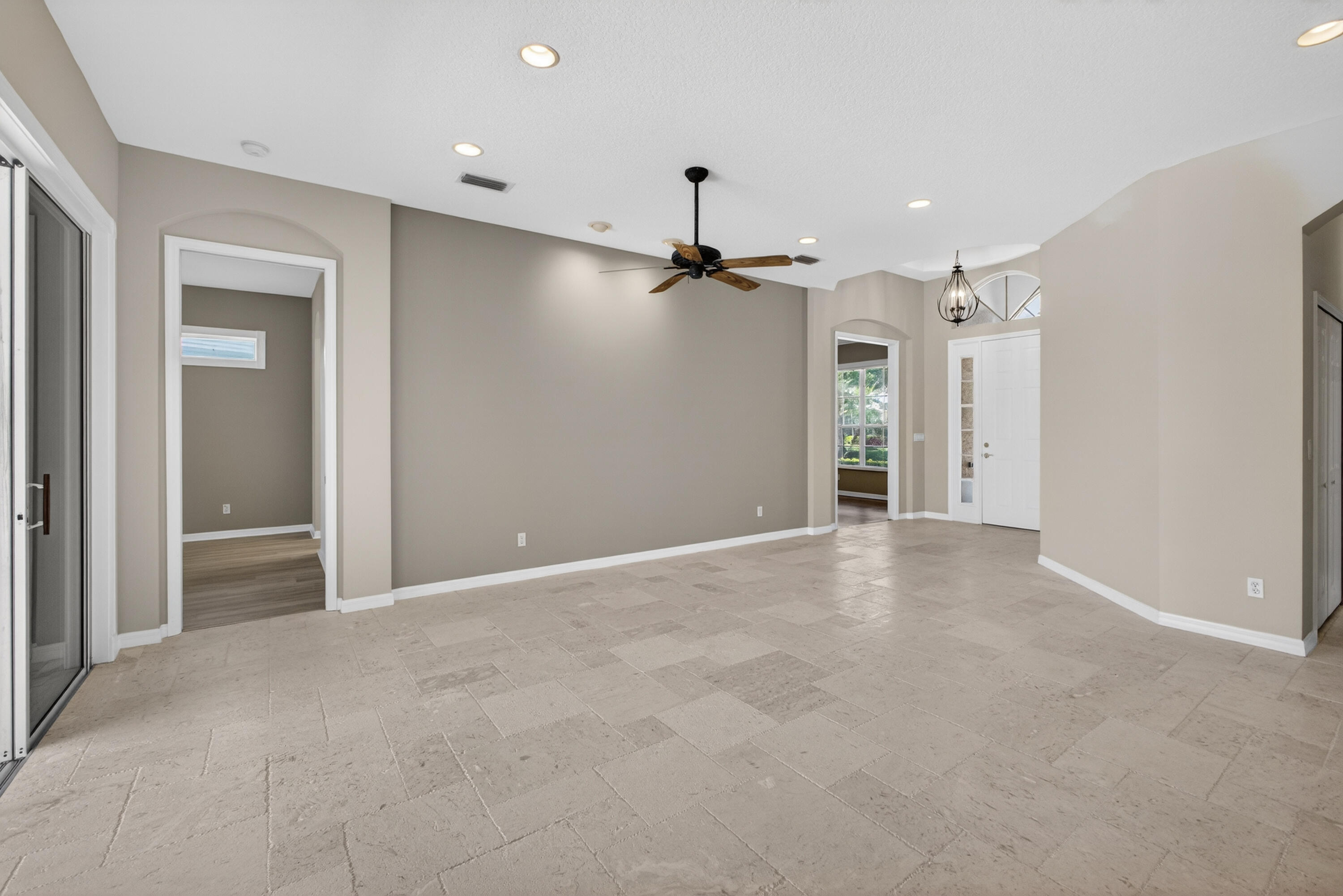 MONARCH - Residential