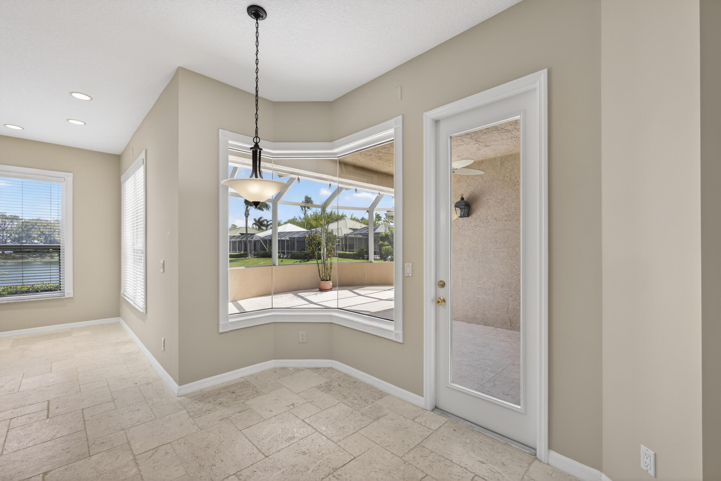 MONARCH - Residential