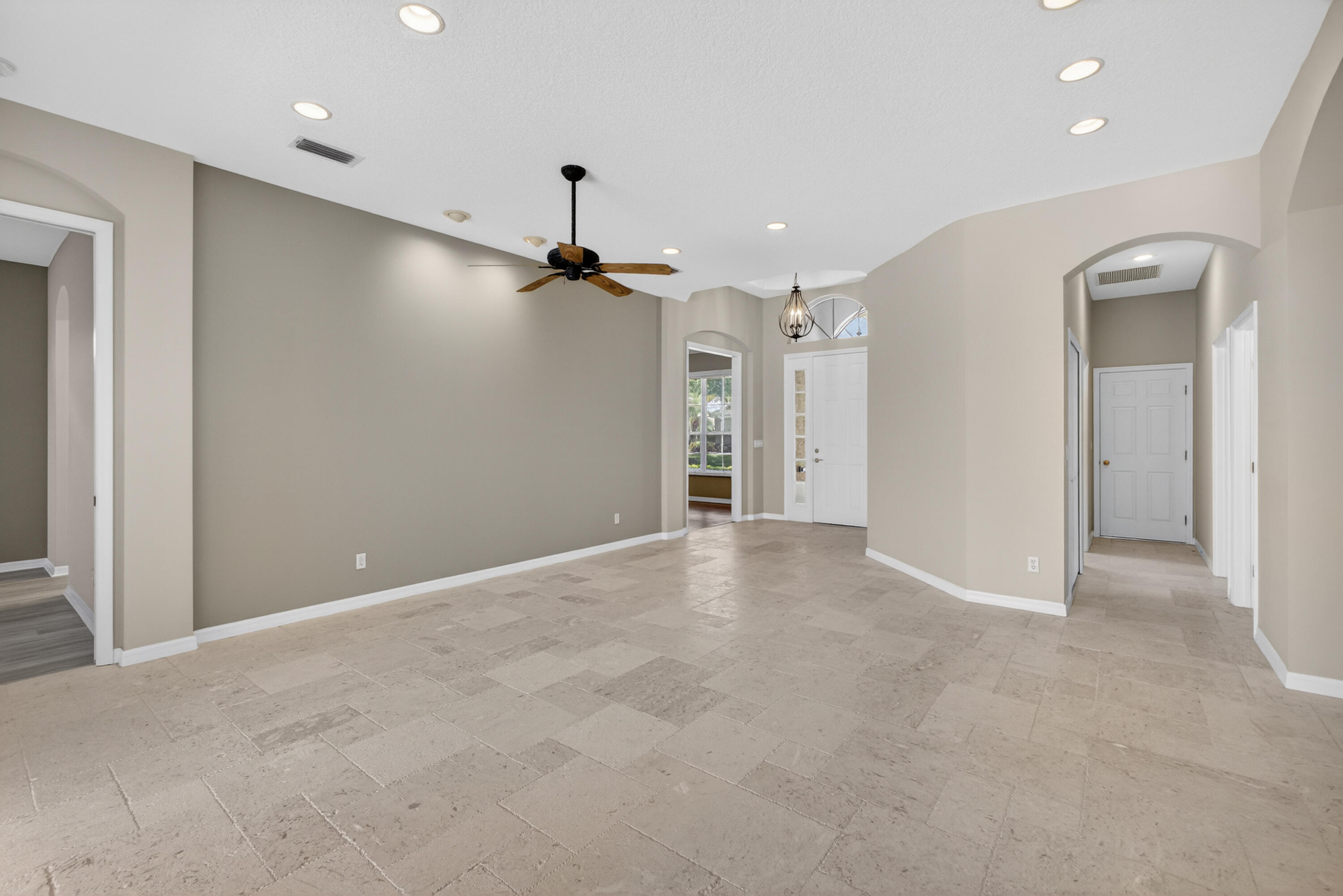 MONARCH - Residential