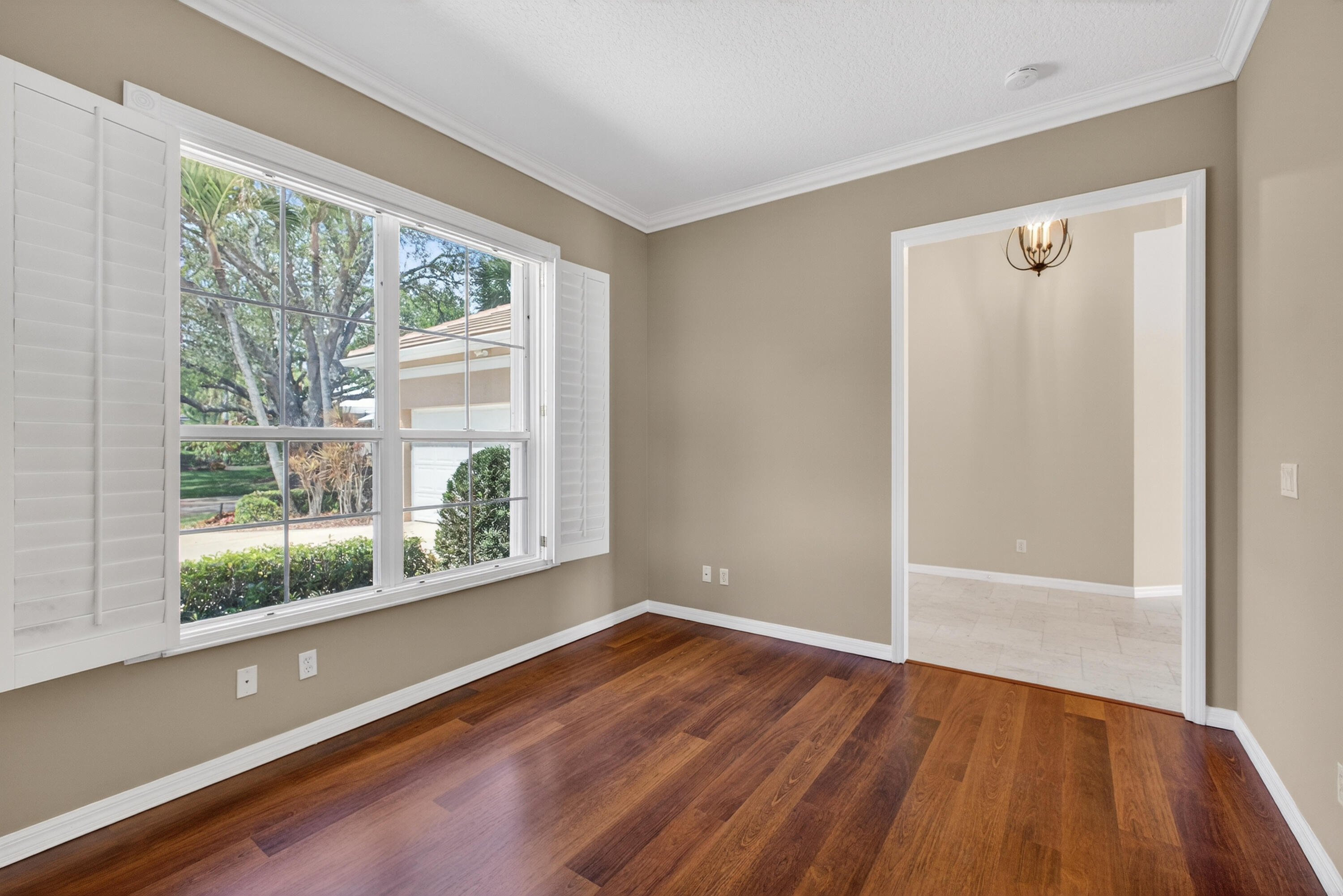 MONARCH - Residential