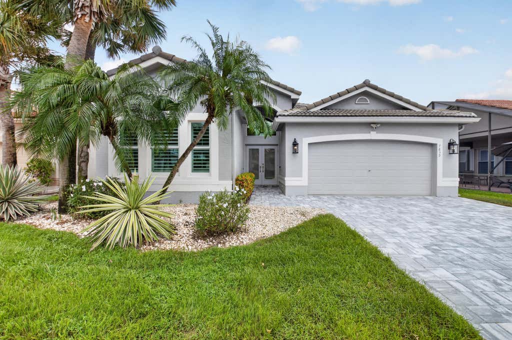 Photo of 7839 San Isidro Street, Boynton Beach, FL 33437 (MLS # B26065892)