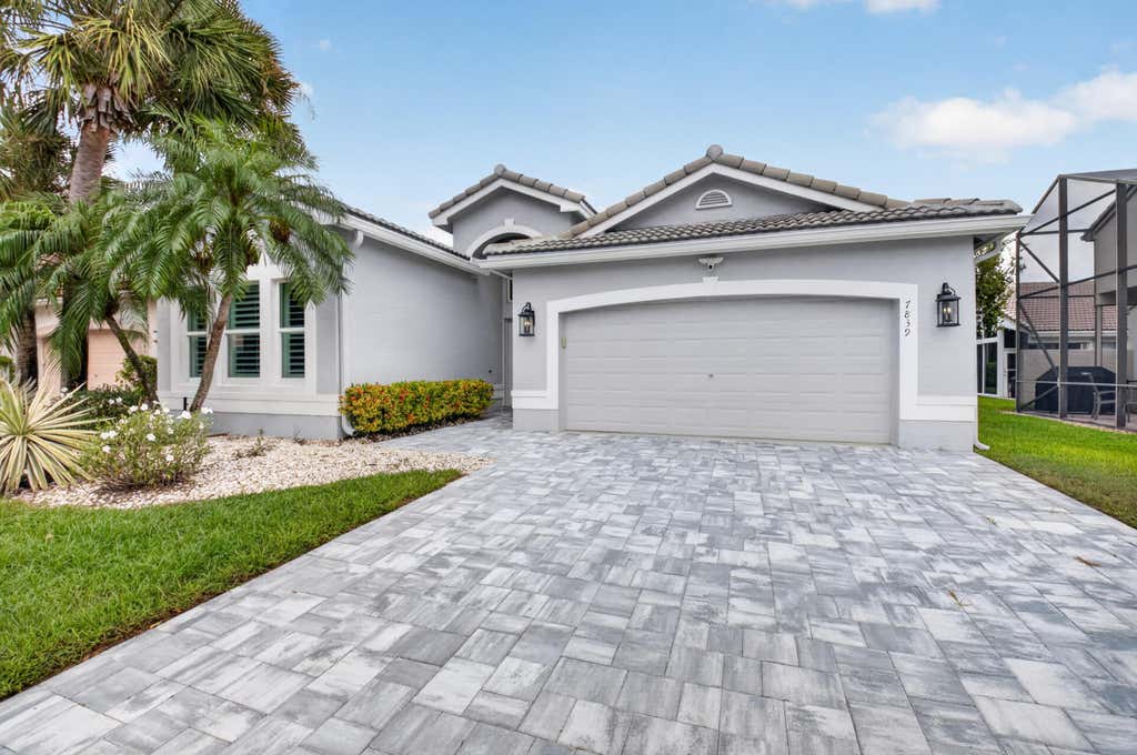 Photo of 7839 San Isidro Street, Boynton Beach, FL 33437 (MLS # B26065892)