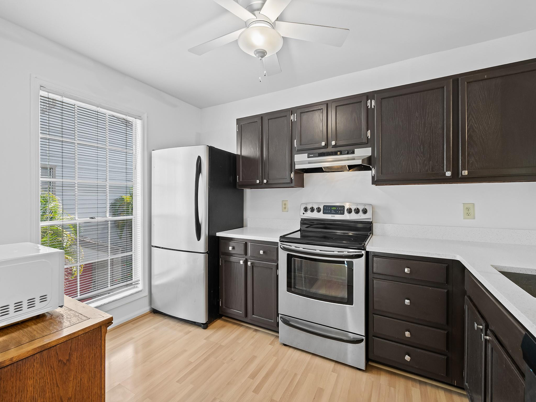 5095 Heatherhill Lane 8