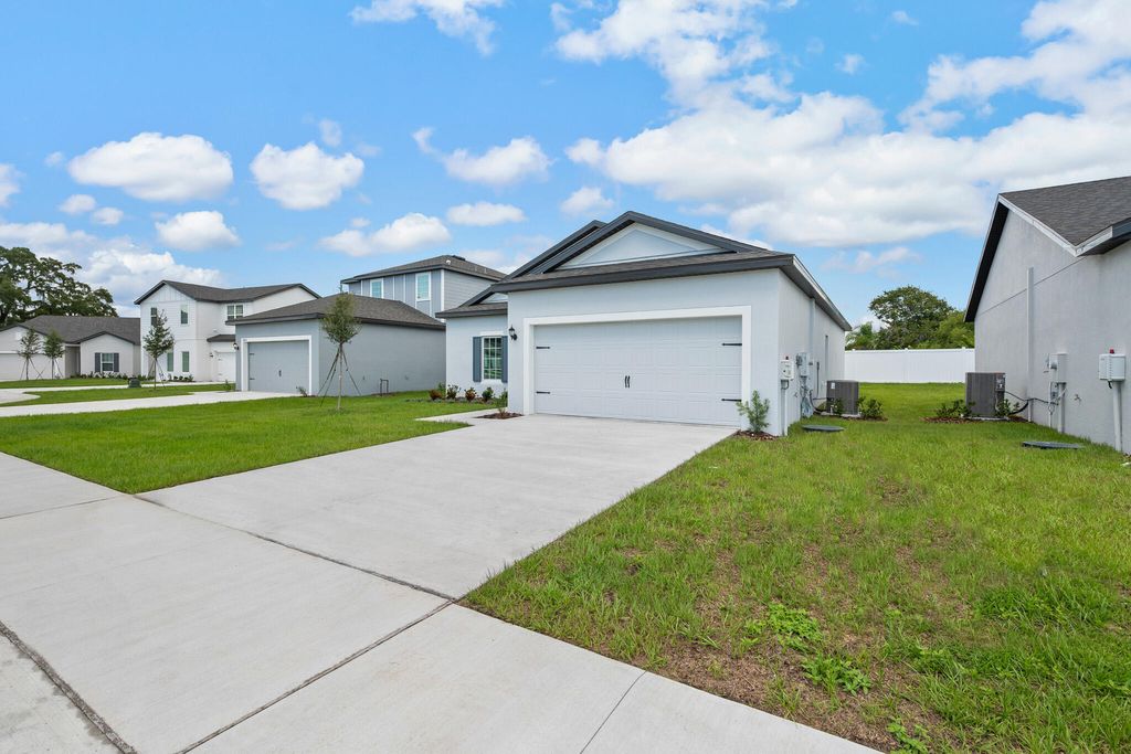 Photo of 5302 Myrtle Drive, Fort Pierce, FL 34982 (MLS # F10544620)