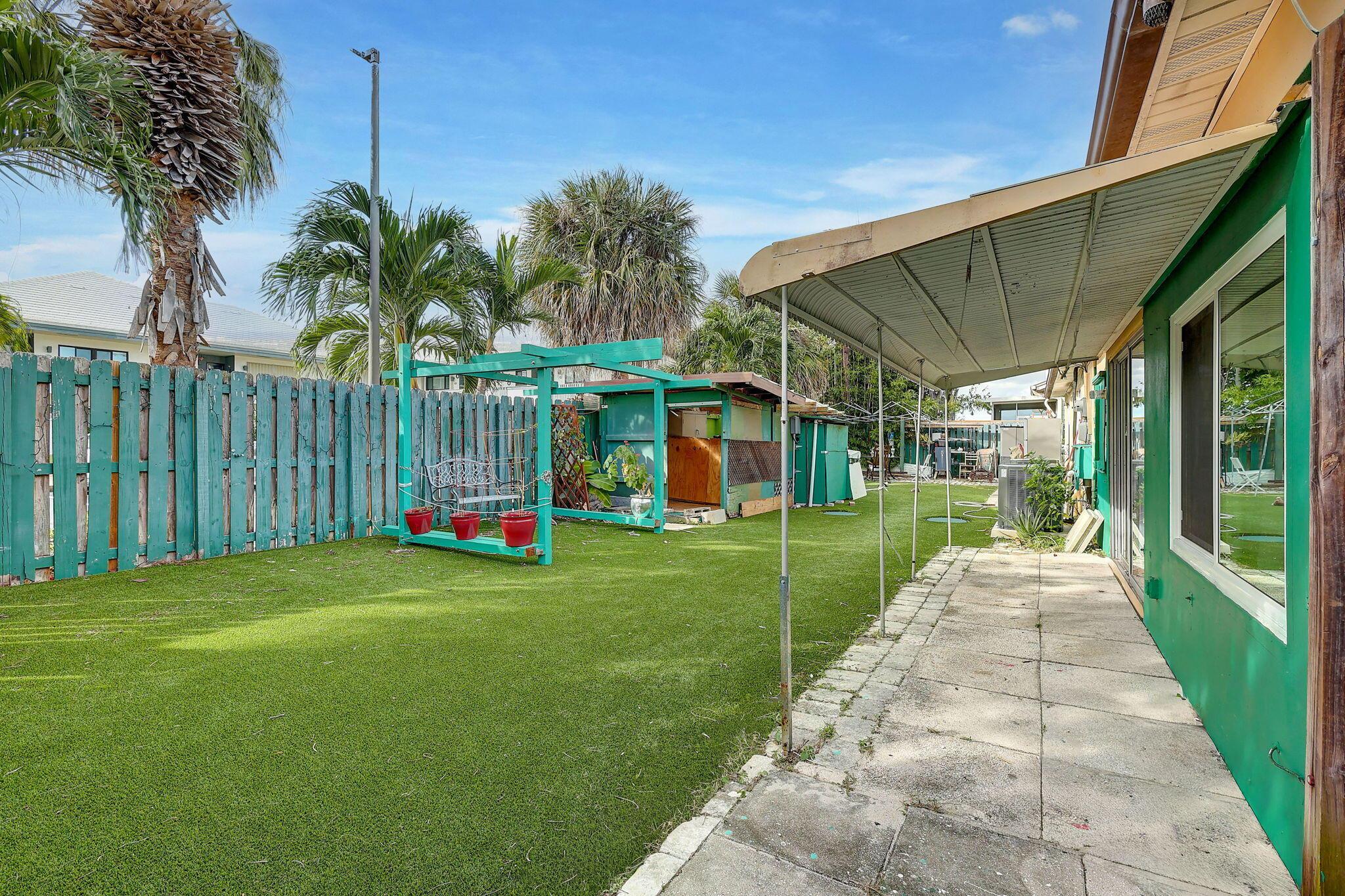 FISHERMANS PARADISE - Residential