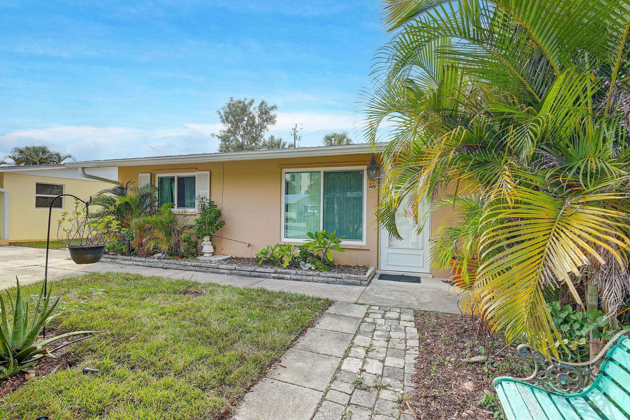 FISHERMANS PARADISE - Residential