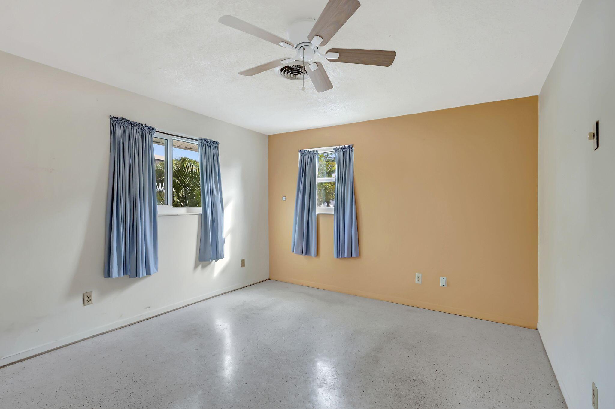 FISHERMANS PARADISE - Residential