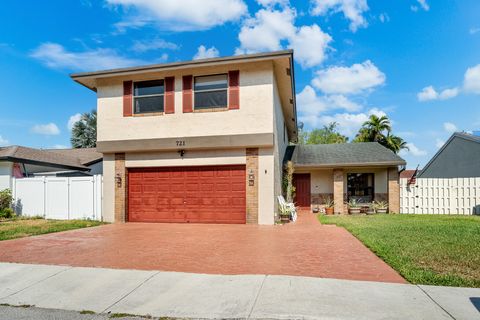 Single Family Residence in Davie FL 721 Briarwood Terrace Ter.jpg