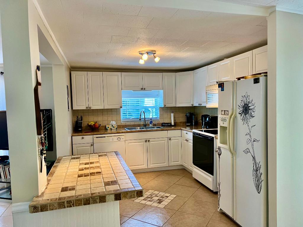 Orangebrook Harbor - Residential