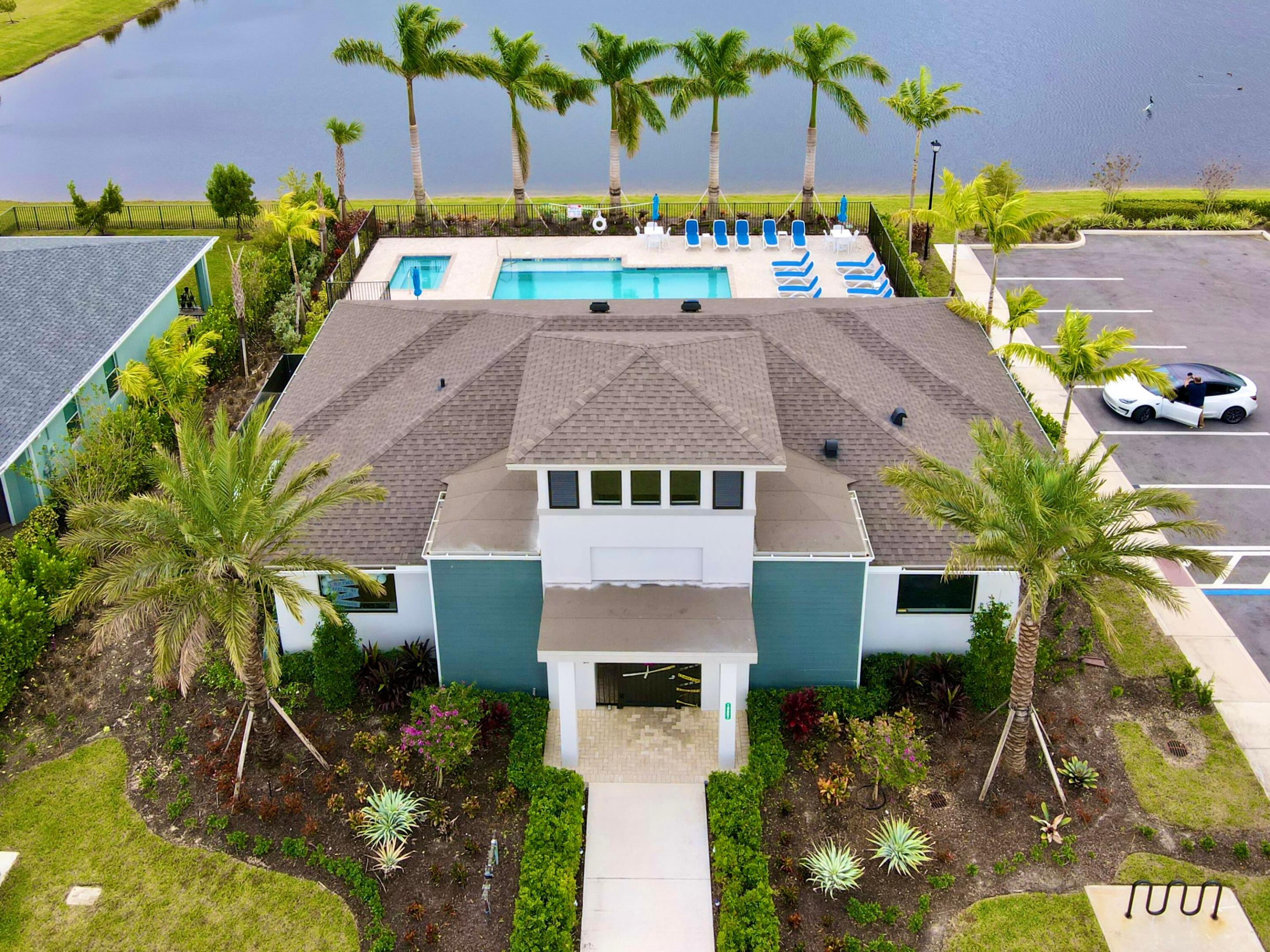 EMERY II - Residential