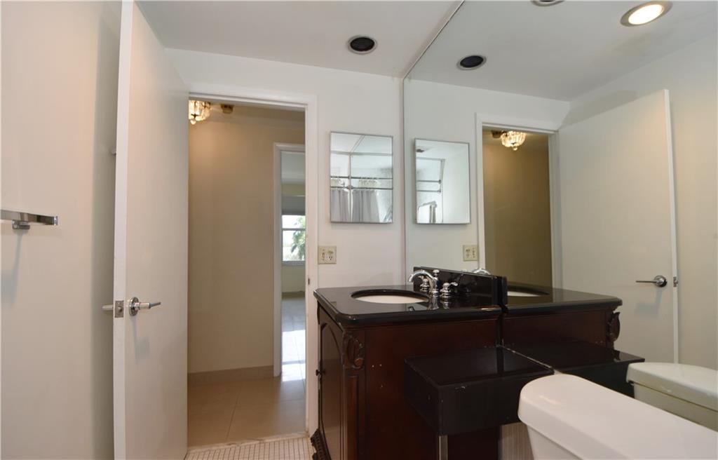 CORAL RIDGE TOWERS SOUTH - Residential