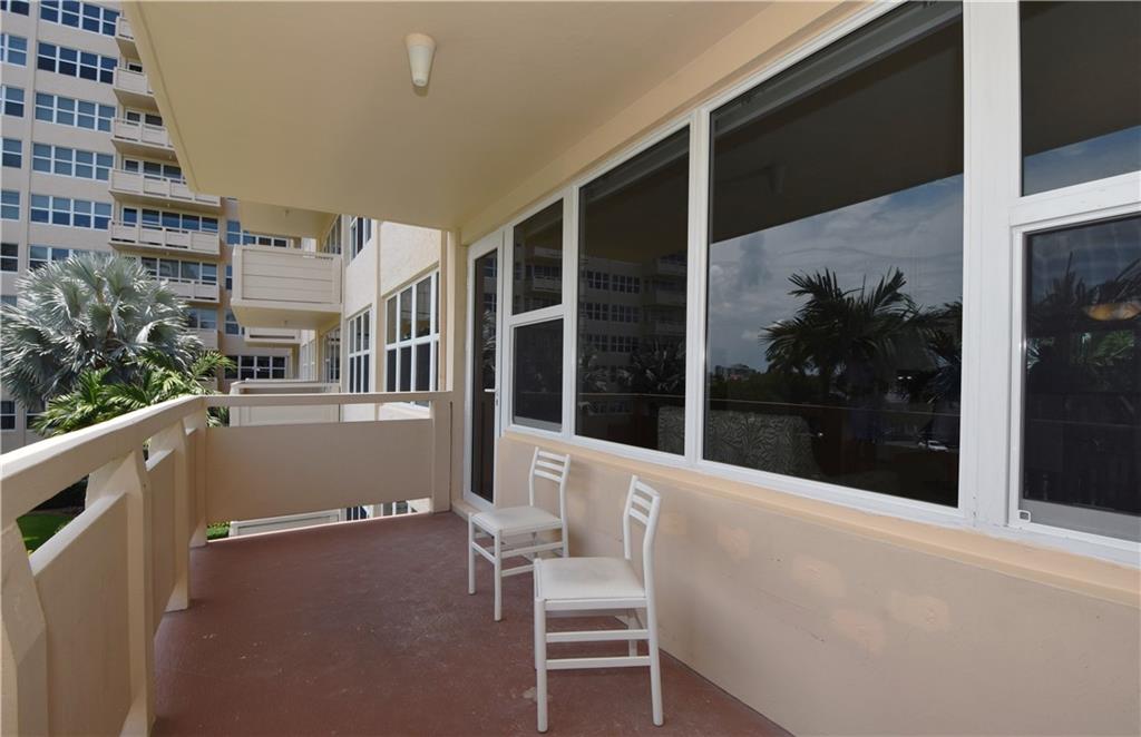 CORAL RIDGE TOWERS SOUTH - Residential