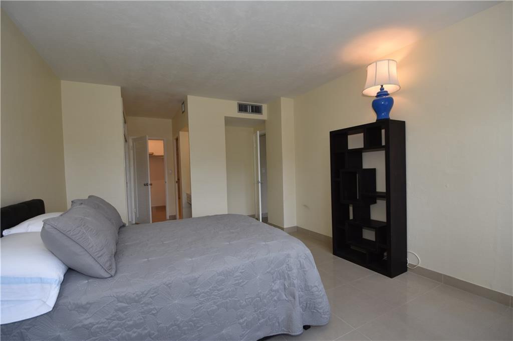 CORAL RIDGE TOWERS SOUTH - Residential