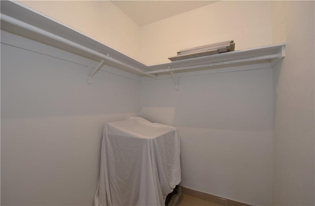 CORAL RIDGE TOWERS SOUTH - Residential