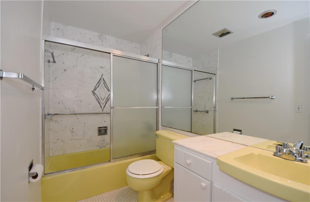 CORAL RIDGE TOWERS SOUTH - Residential