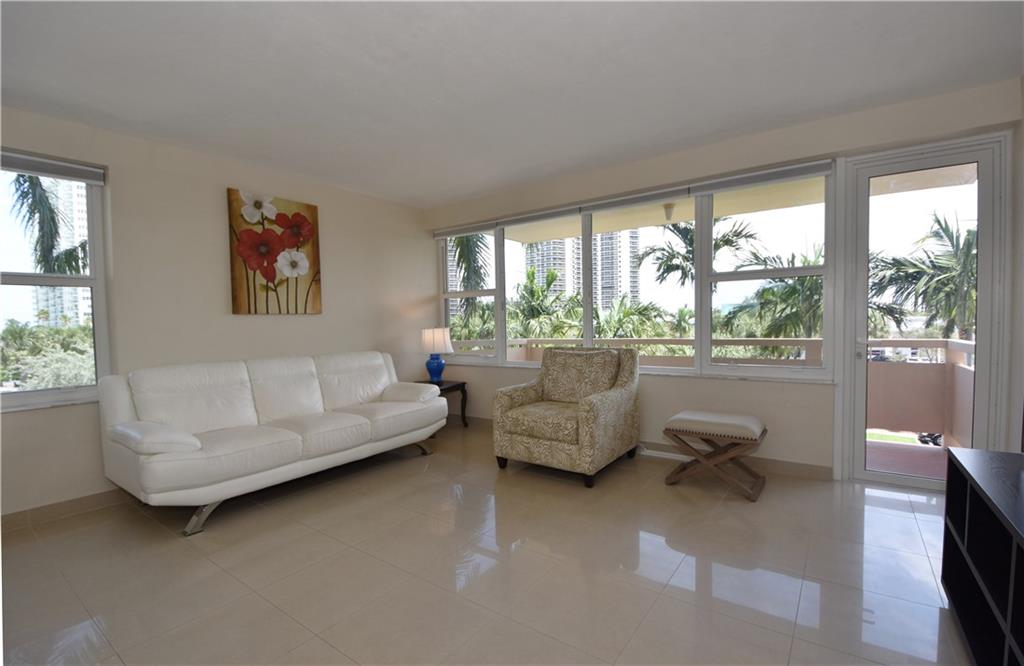 CORAL RIDGE TOWERS SOUTH - Residential