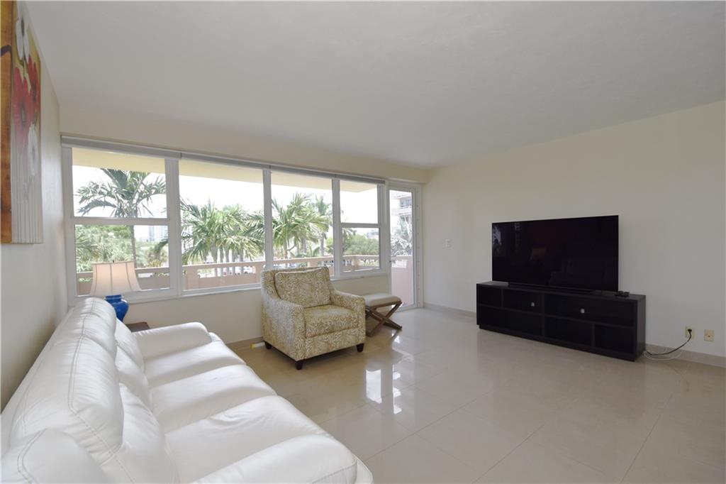 CORAL RIDGE TOWERS SOUTH - Residential