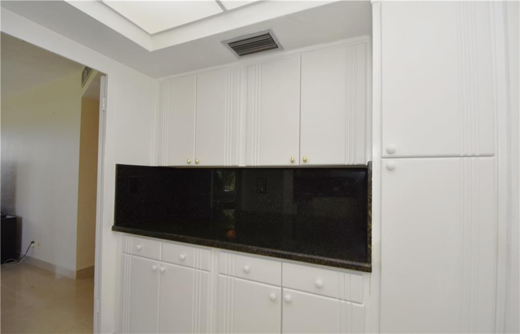 CORAL RIDGE TOWERS SOUTH - Residential