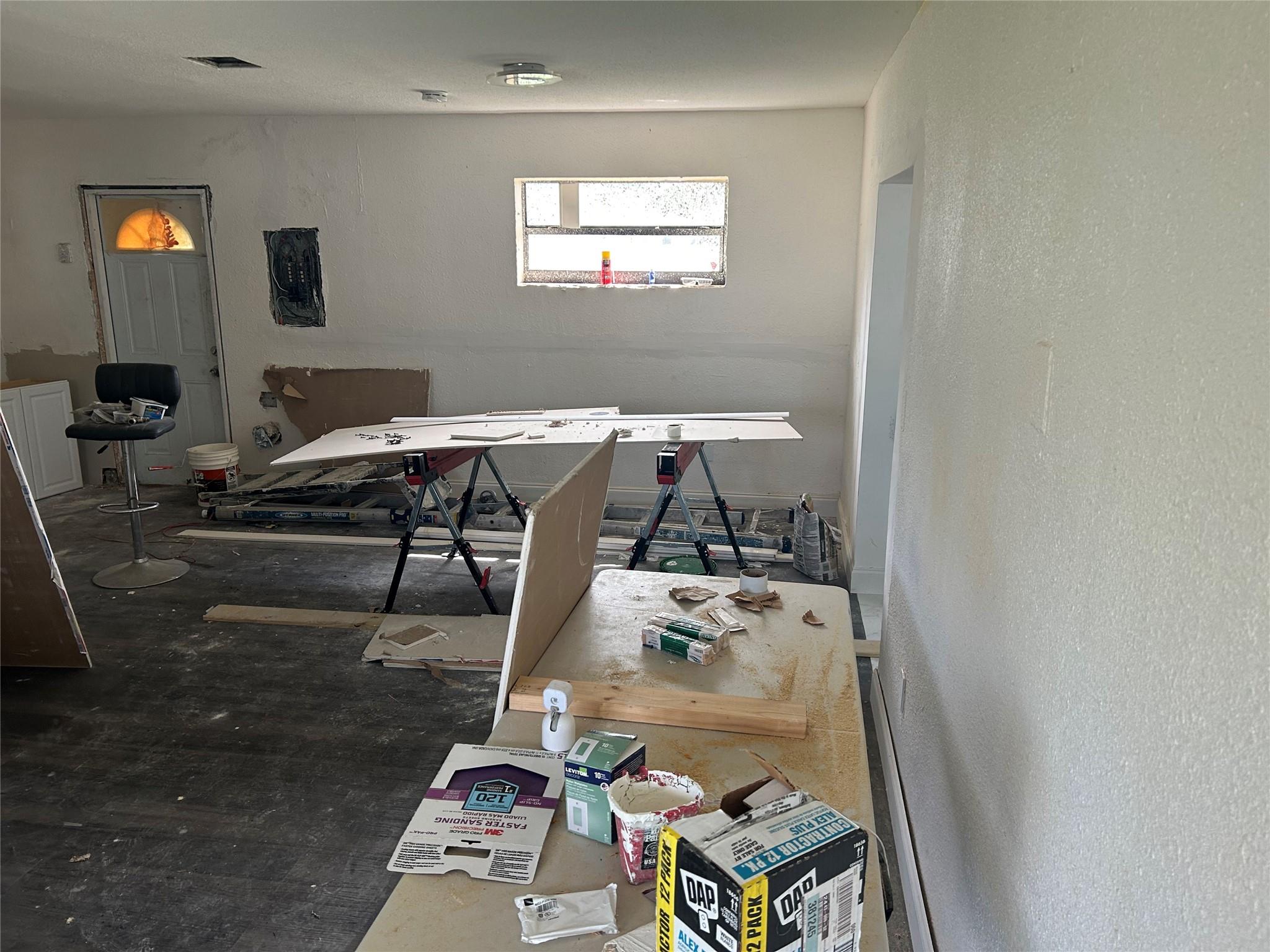 CORAL CITY GARDENS - Residential