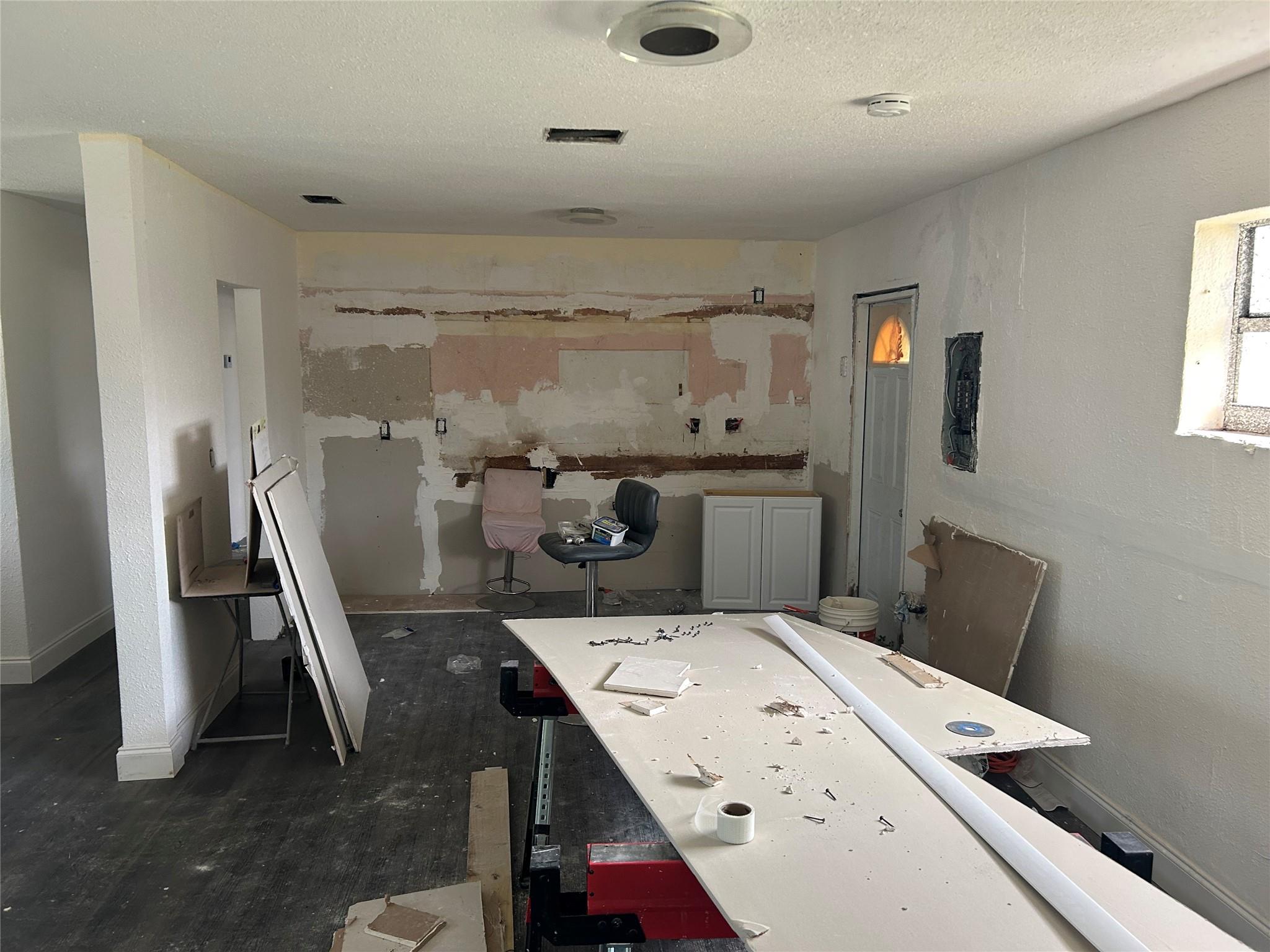 CORAL CITY GARDENS - Residential