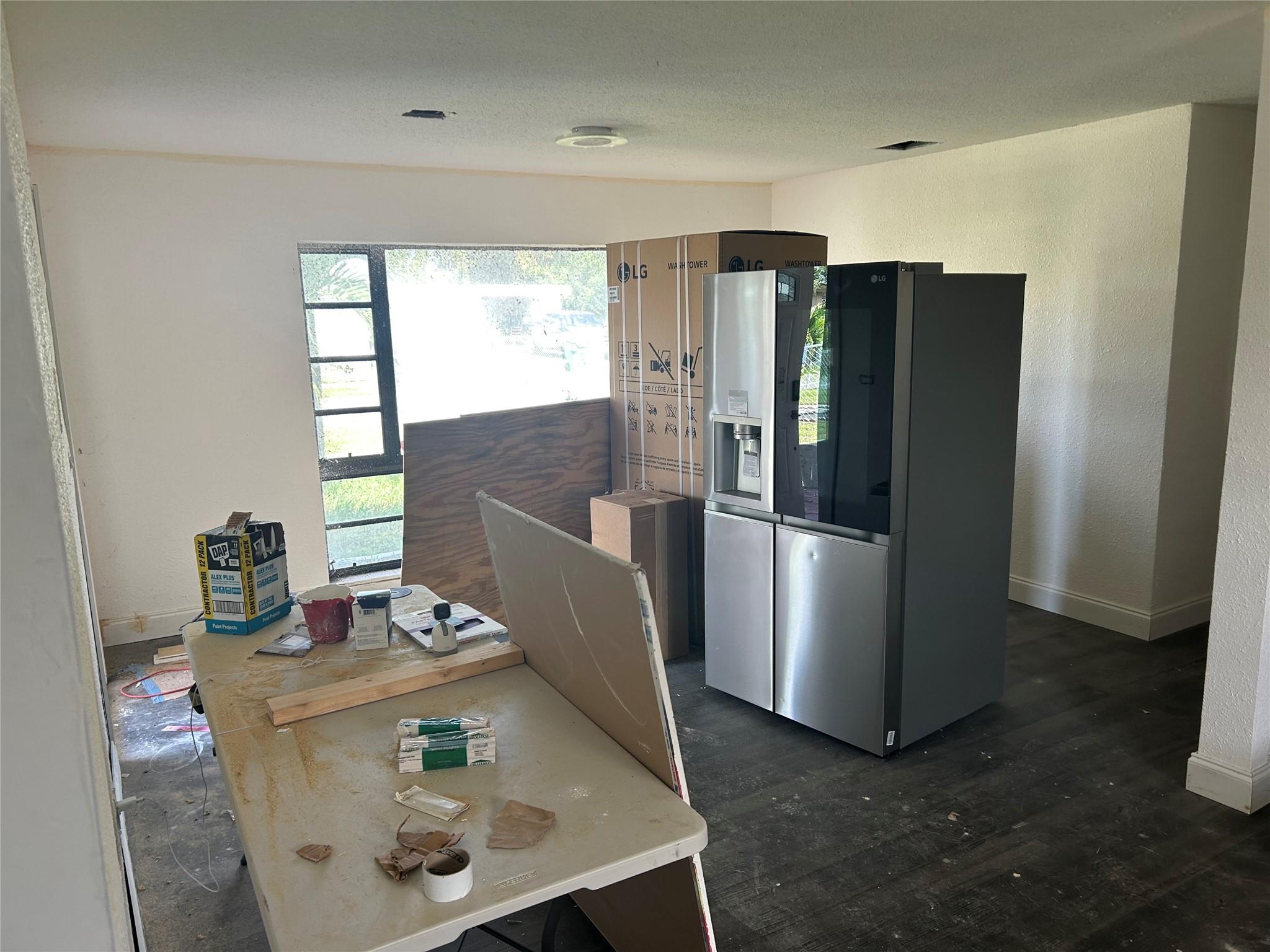 CORAL CITY GARDENS - Residential