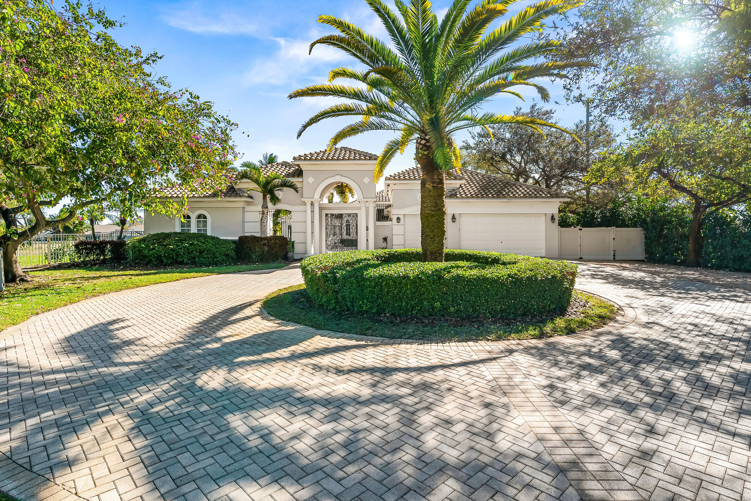 CYPRESS CREEK - Residential